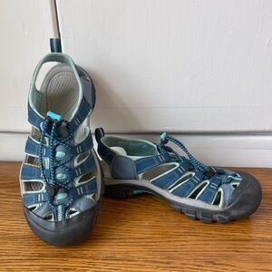 Keen Women's Sandals - Blue and Black size 8